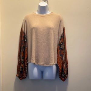 Altere'd state sweater with multicolor sleeve